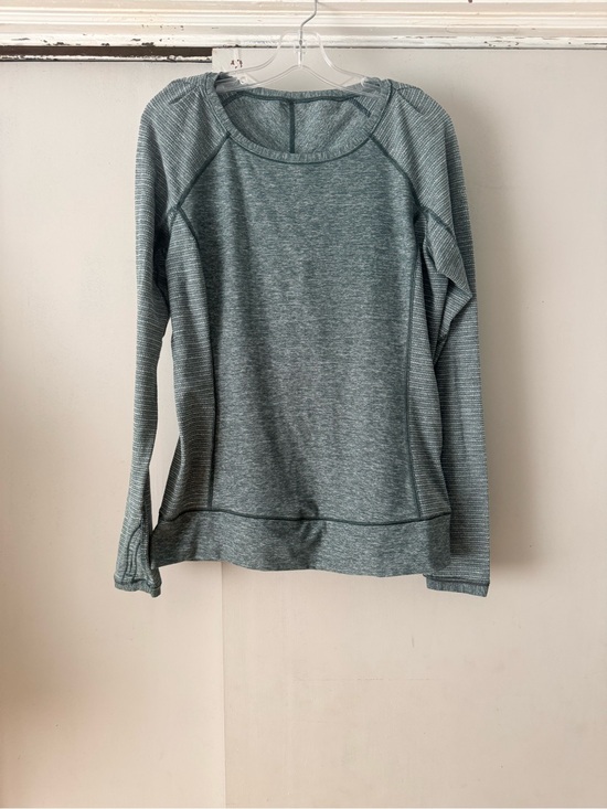 lululemon athletica Tops - Lululemon Women’s Lightweight Long-Sleeve Crewneck Top in Heather Sage